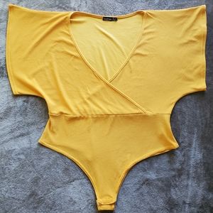 SZ 12 Mustard Yellow Trumpet Sleeve Bodysuit